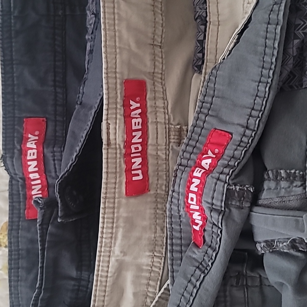 3 Pair Mens UNION BAY Cargo Shorts Size 42 Waist. Make offer on all 3. - Picture 7 of 8